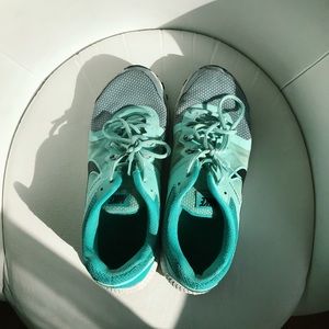 nike teal and grey dynamic web sneakers